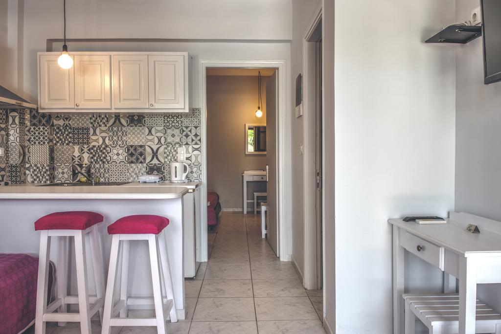 ארמונס The Palm Garden - Idyllic Pool Apartments In A Green Oasis מראה חיצוני תמונה